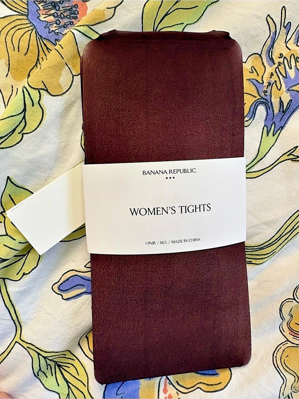 Banana Republic Sheer Tights Women's Tights Brown M/L (new with tags)